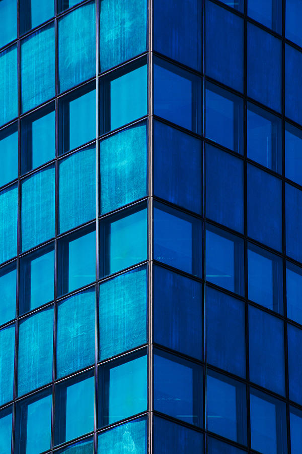 Abstract Photograph - Windows To A Point by Karol Livote