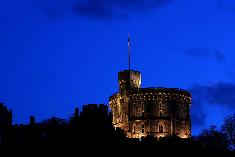 Castle Photograph - Windsor castle at dusk by Doug Mcrae