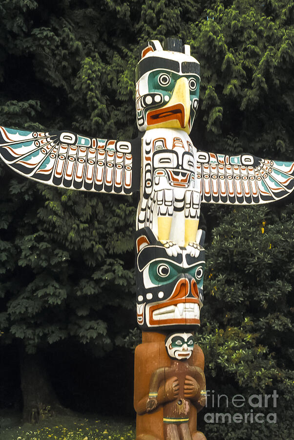 Winged Totem Photograph by Bob Phillips