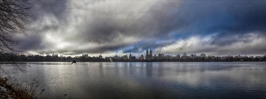 Winter Sky Central Park Reservoir Photograph by Robert Ullmann