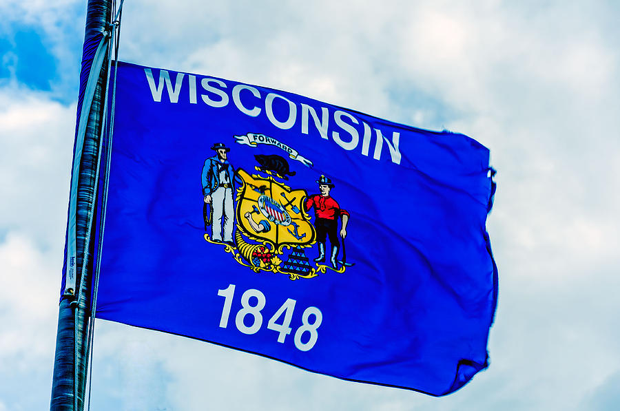 Wisconsin Flag Photograph by Lonnie Paulson