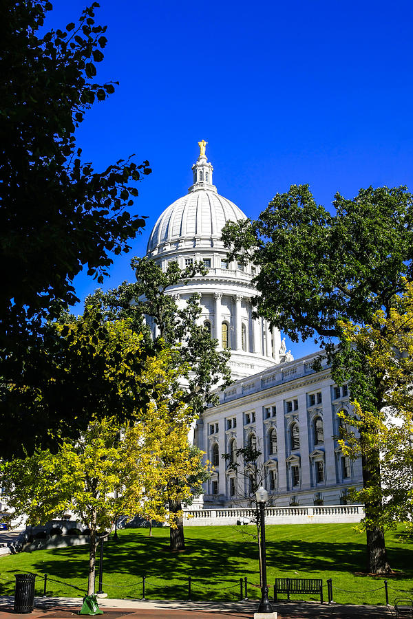Wisconsin State Capitol Building Photograph by Chris Smith