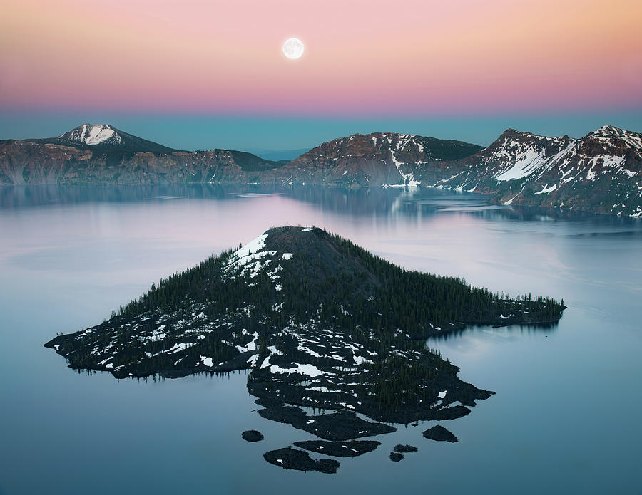 Wizard island and full moon Photograph by William Lee