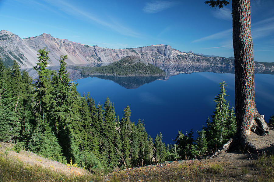 Wizard Island On Crater Lake Photograph by Frank Wilson