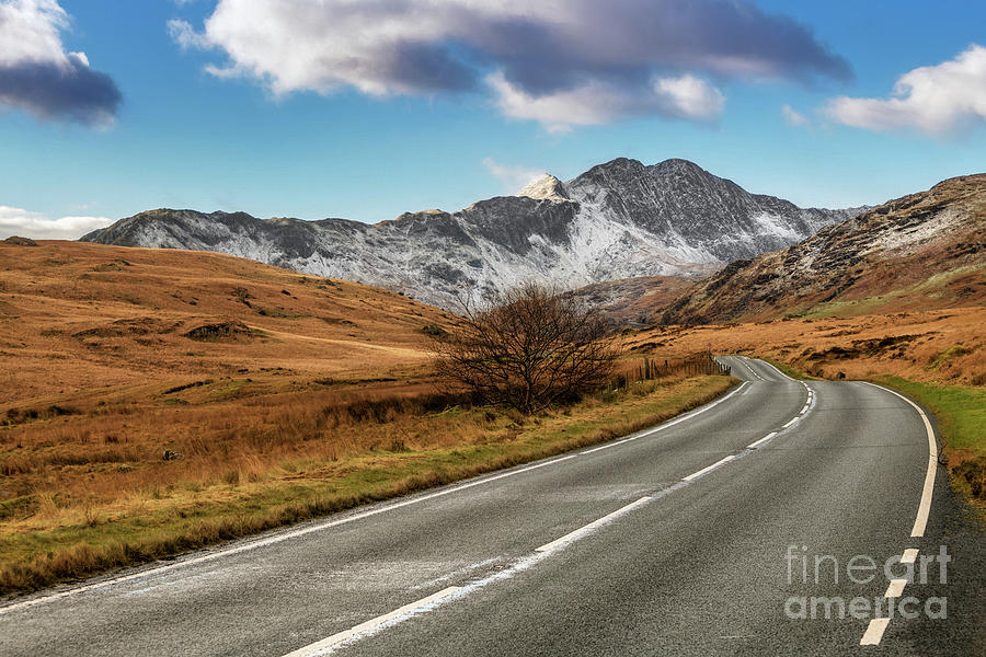 Snowdonia National Park Photograph - Wnter Scenery Snowdonia by Adrian Evans