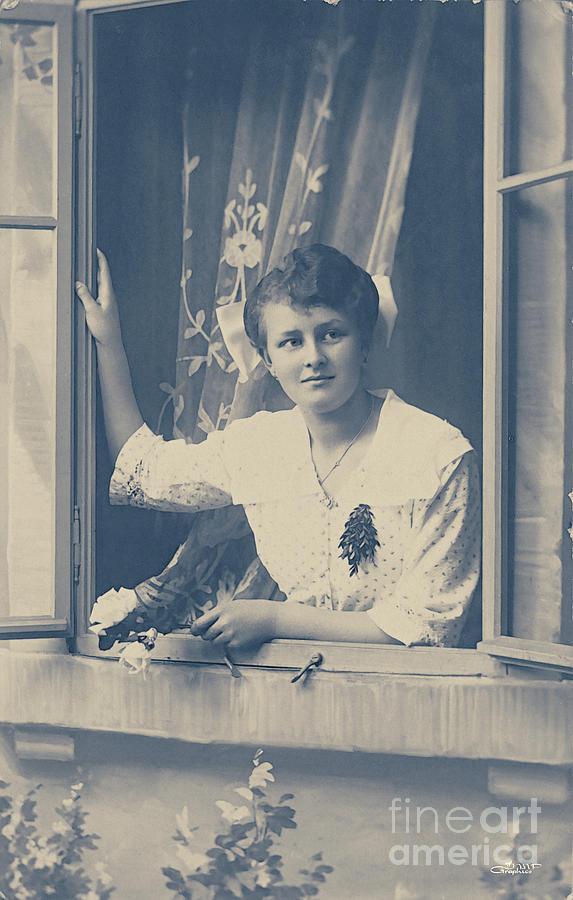 Woman at the Window Photograph by Jutta Maria Pusl