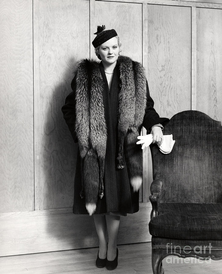 Woman In Fox Fur Stole, C.1930s Photograph by H. Armstrong Roberts/ClassicStock