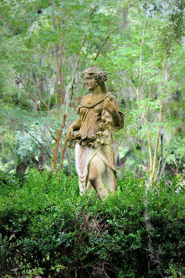 Woman Statue - The Myrtles Plantation Photograph by Beth Vincent