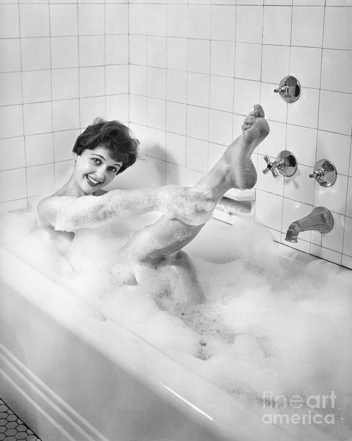 Woman Taking A Bath, C.1950s Photograph by H. Armstrong Roberts/ClassicStock