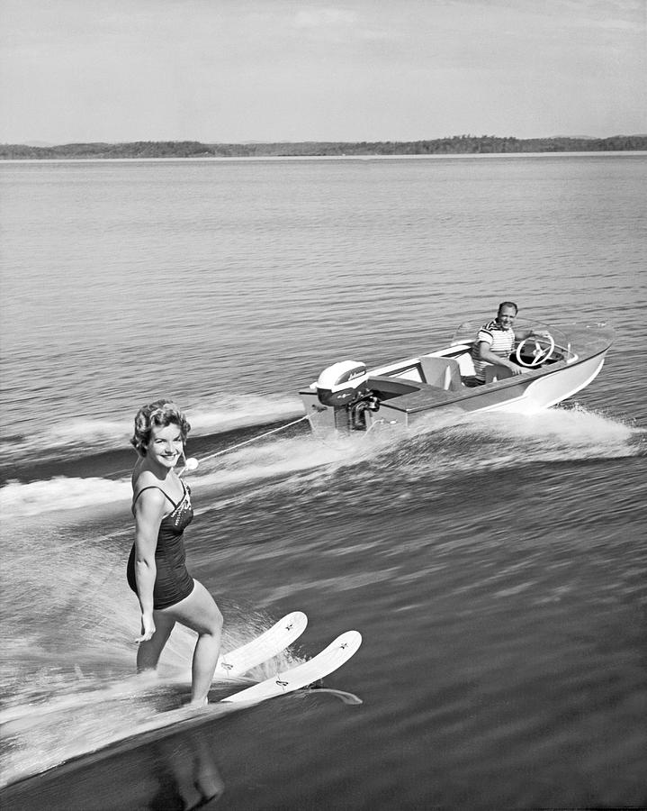 Vintage Photograph - Woman Water Skiing by Underwood Archives