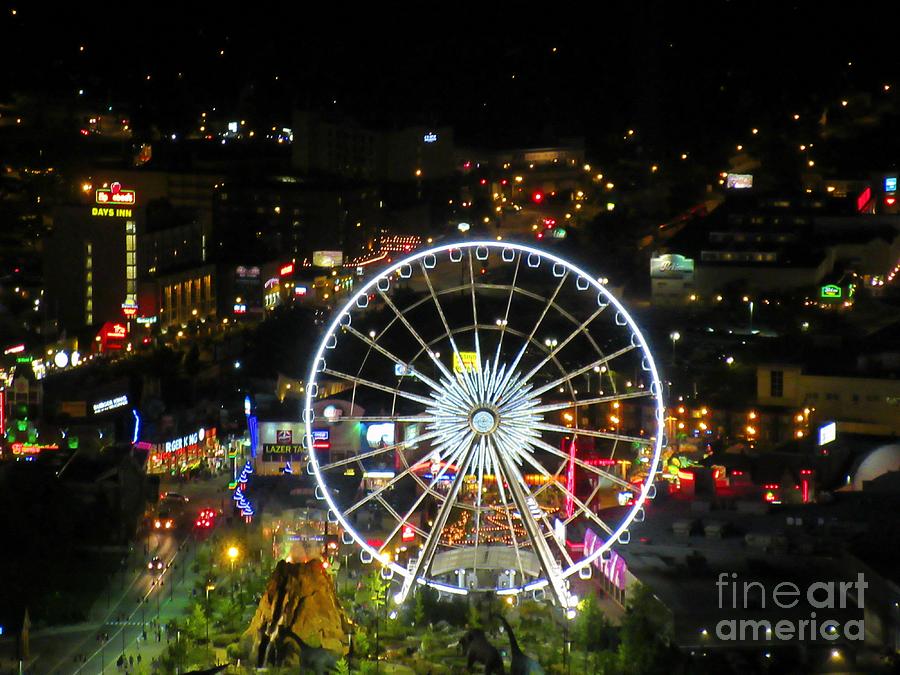 Ferris Wheel Photograph - Wonderwheel in Niagara Falls at Night by John Malone
