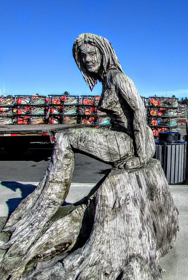 Wooden Lady Photograph by Marilyn Diaz