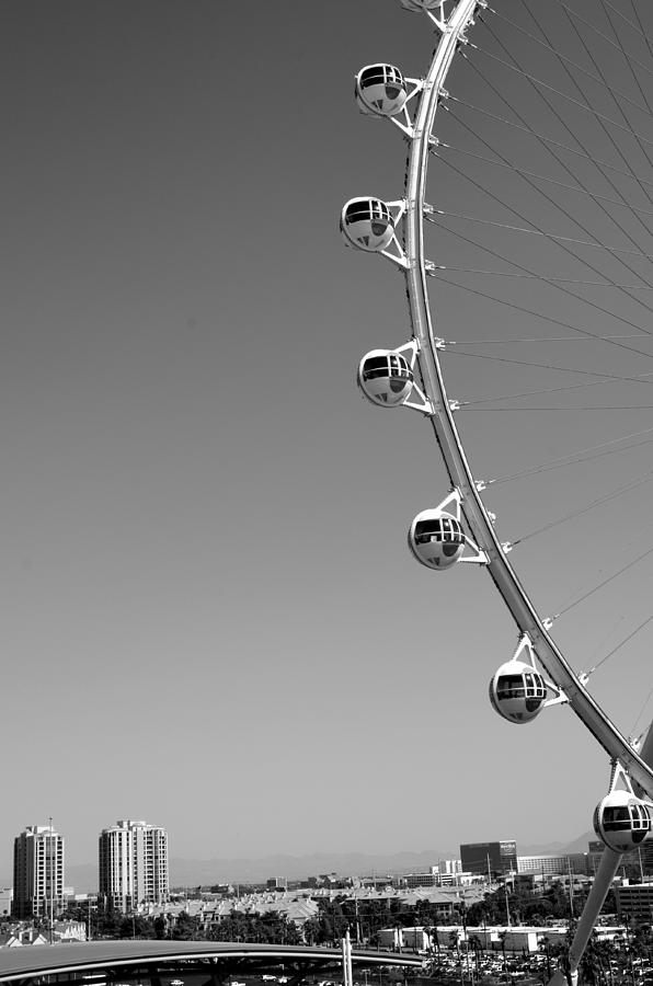 Worlds Tallest Wheel in Las Vegas Photograph by Alex King