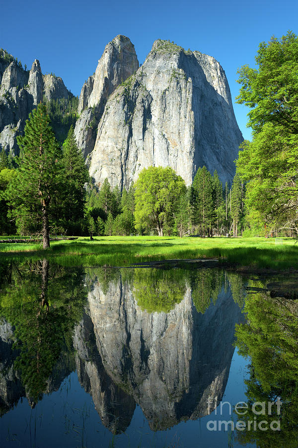 Wosky Pond in Yosemite Photograph by Benedict Heekwan Yang
