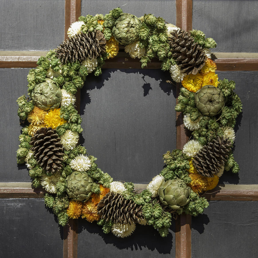 Christmas Photograph - Williamsburg Wreath 21 by Teresa Mucha