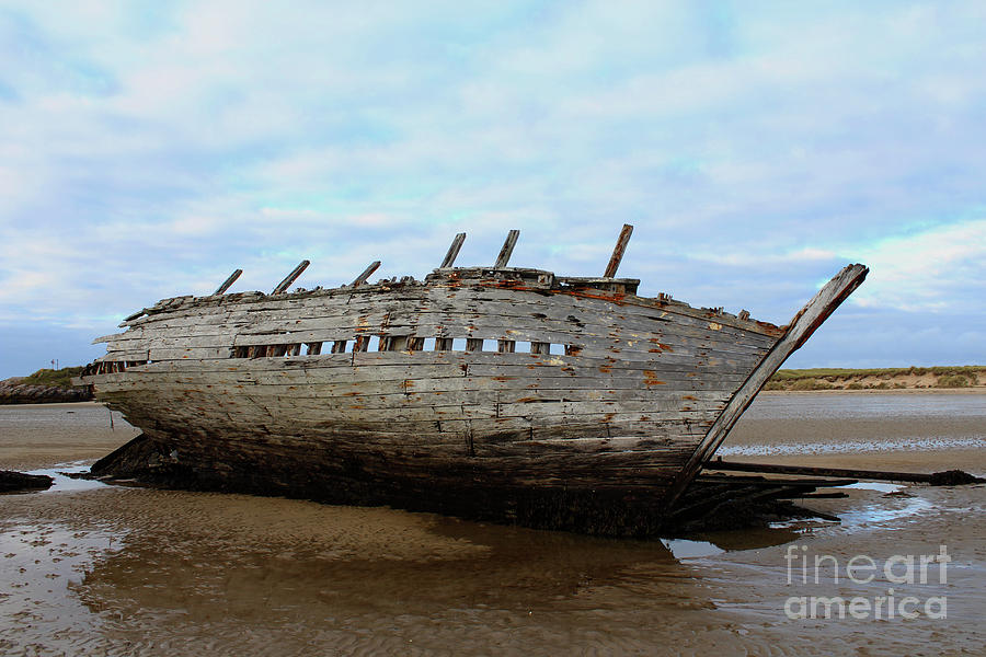 Wrecked Donegal Ireland Photograph by Eddie Barron