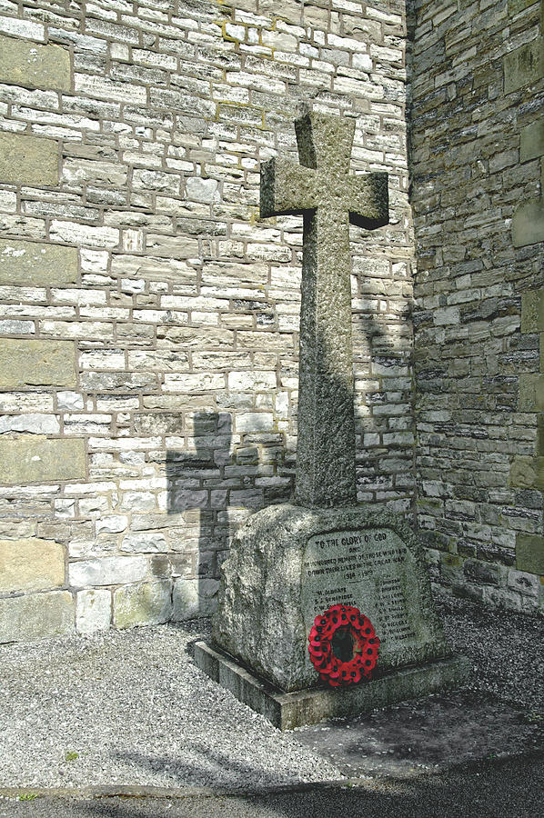 WW1 Memorial - Ashford-in-the-Water Photograph by Rod Johnson