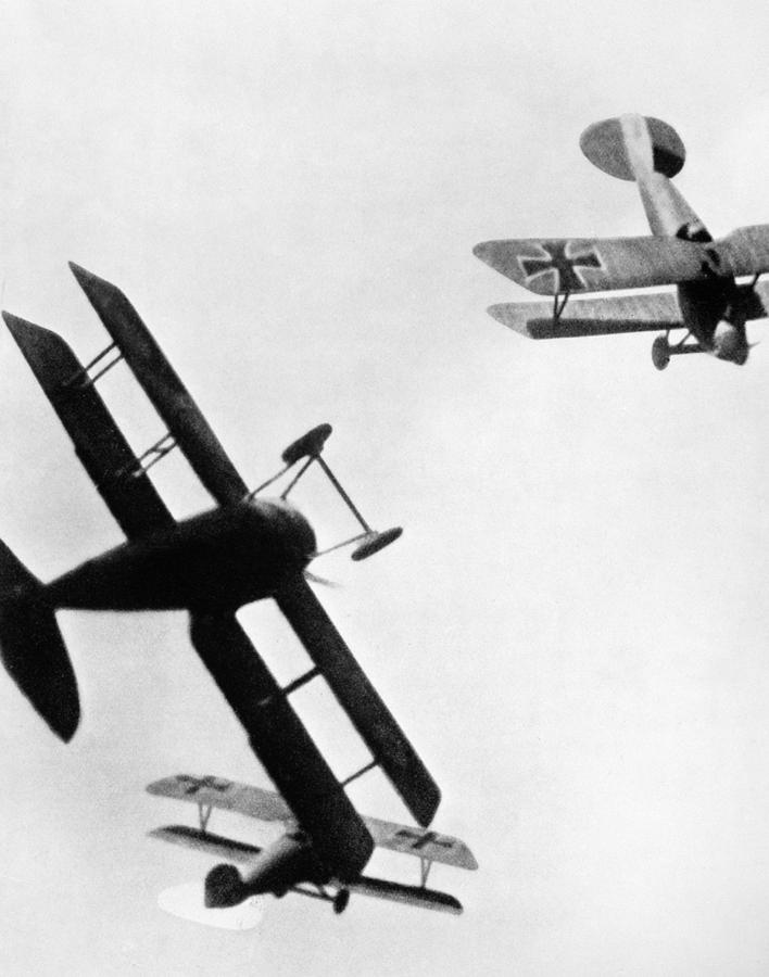 Wwi: Dogfight Photograph by Granger