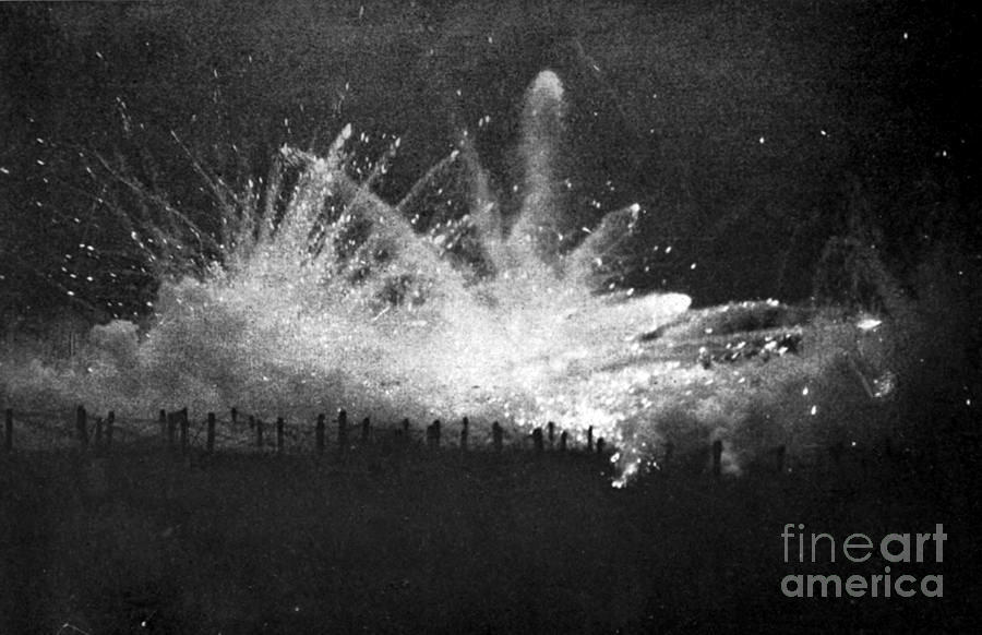 Wwi, German Barrage, Second Battle Photograph by Science Source