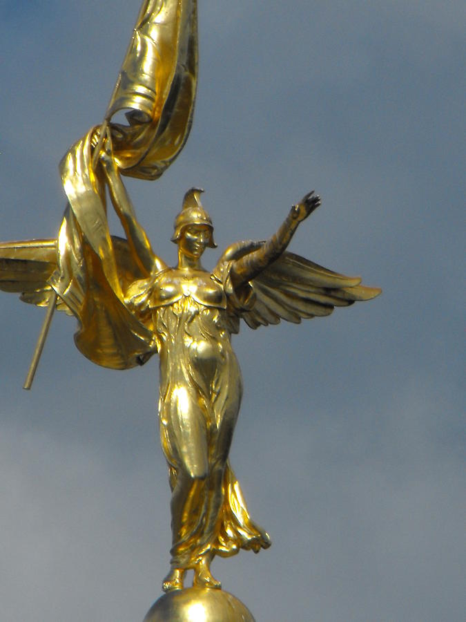 Wwi Gold Winged Victory Statue Photograph By Ginger Repke 