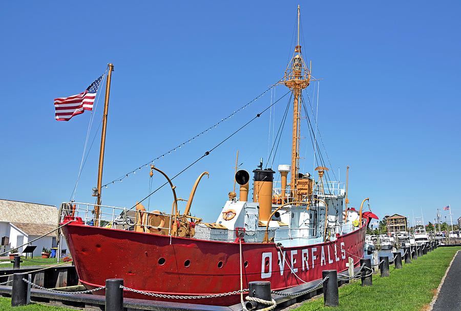 Lightship Overfalls Lewes Delaware Photograph by Brendan Reals