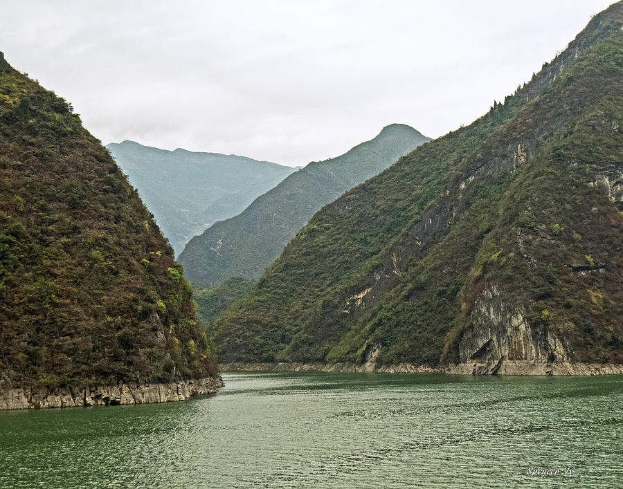 Yangtze Gorge Photograph by T Guy Spencer
