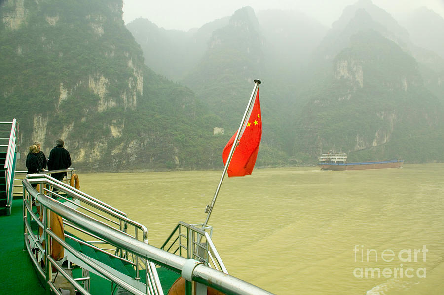 Yangtze River Photograph by Inga Spence