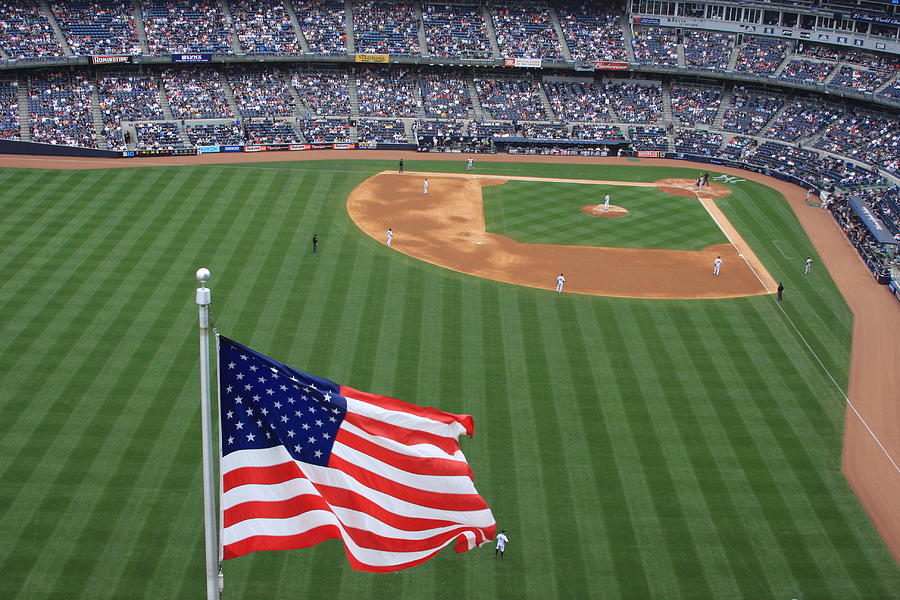 Yankee stadium flags hi-res stock photography and images - Alamy