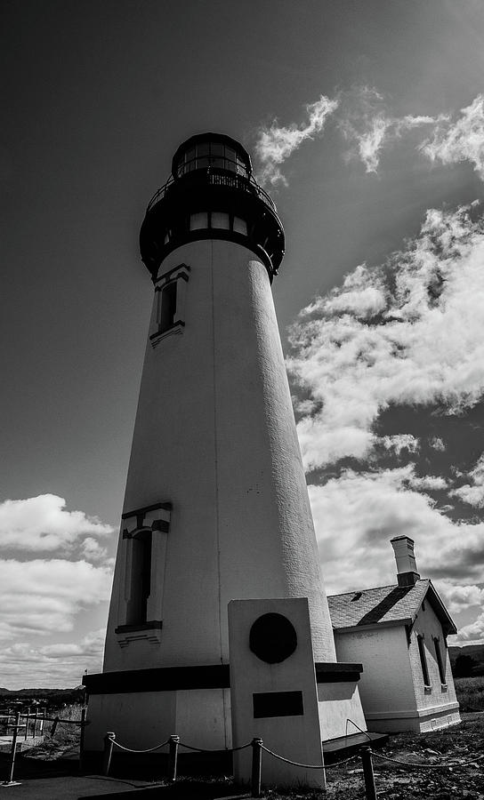 Black And White Photograph - Yaquina Bay Lighthouse by Kristen Beck