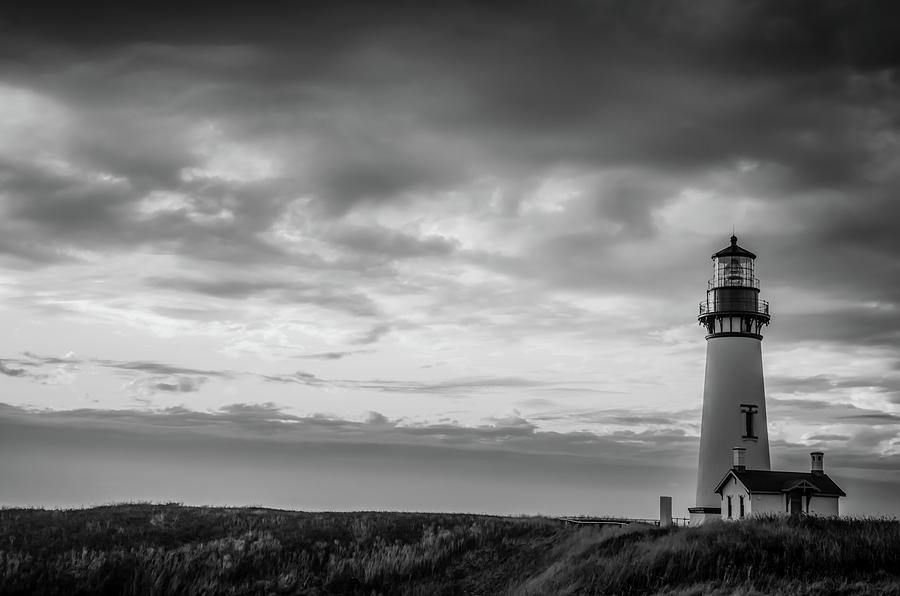 Yaquina Head Lighthouse Sunset Photograph by Don Schwartz