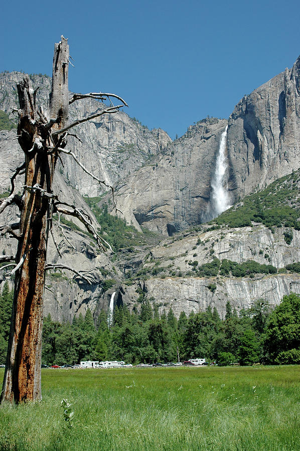 Yosemite Falls Upper and Lower Photograph by LeeAnn McLaneGoetz McLaneGoetzStudioLLCcom