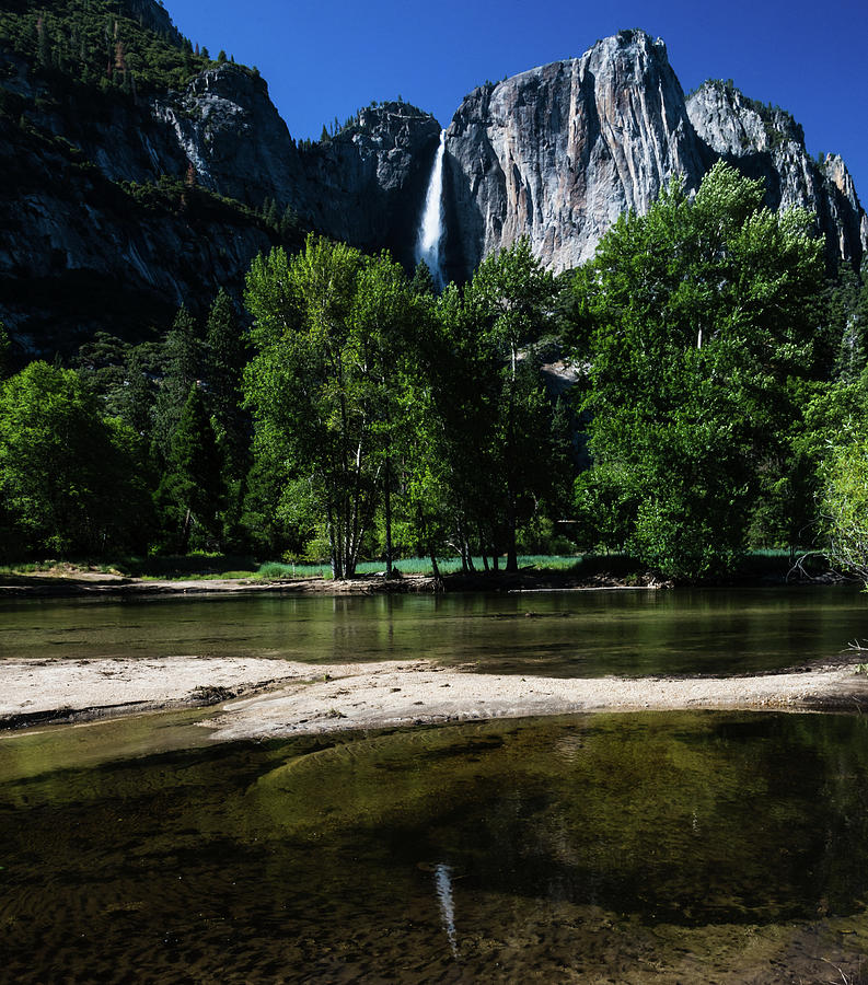 Yosemite Falls Photograph by Walt Sterneman