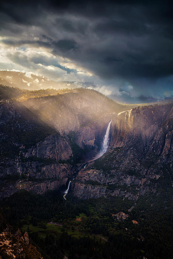 Yosemite Rays Photograph