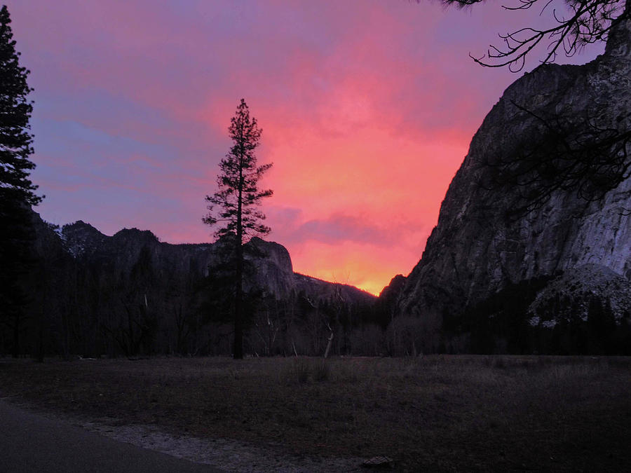 Yosemite Sunset 01 2015 Photograph by Walter Fahmy