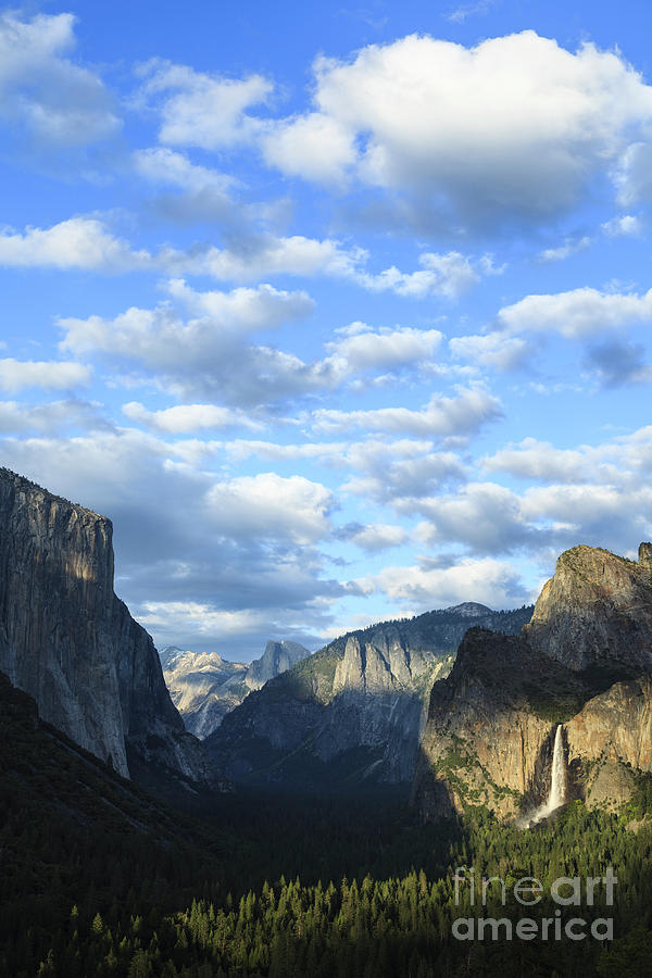 Yosemite National Park Photograph - Yosemite Valley and Clouds by Brenda Tharp