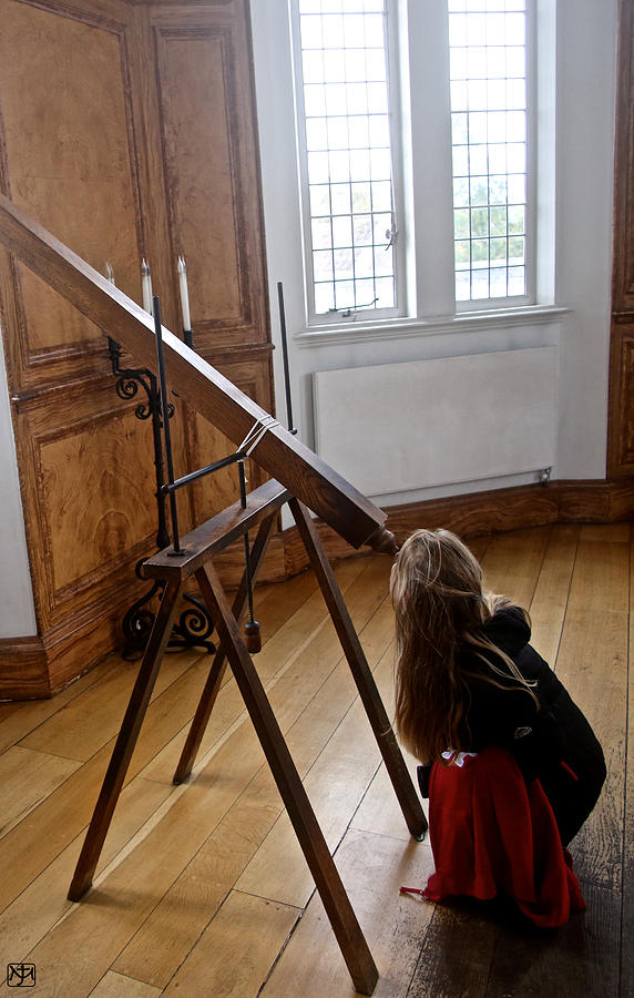 Young Astronomer Photograph by John Meader
