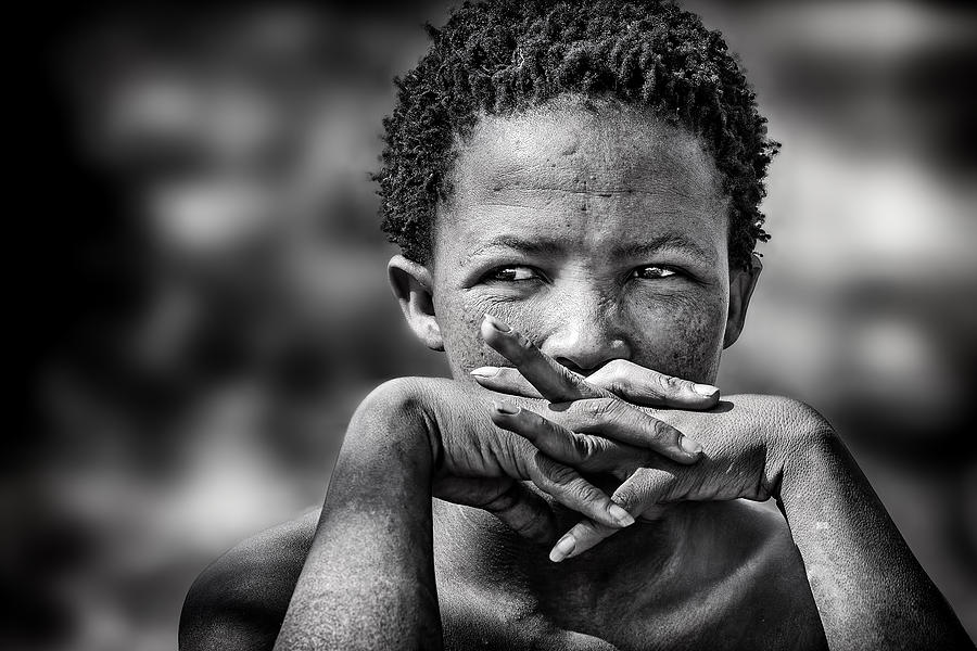 Black And White Photograph - Young Bushmen Woman by Piet Flour