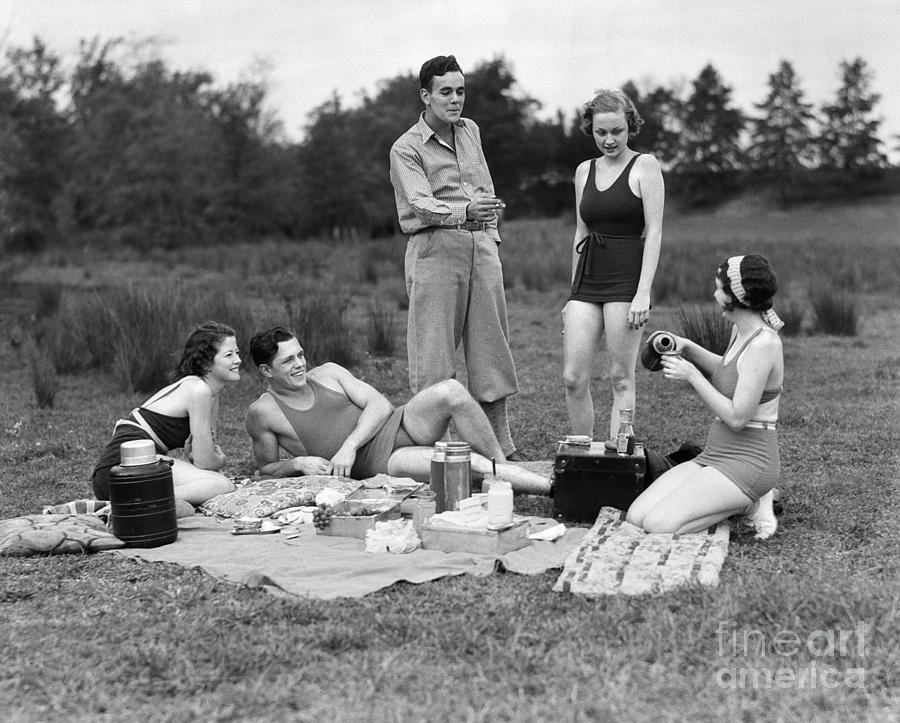 Young People Picknicking In Swimsuits Photograph by H. Armstrong Roberts/ClassicStock