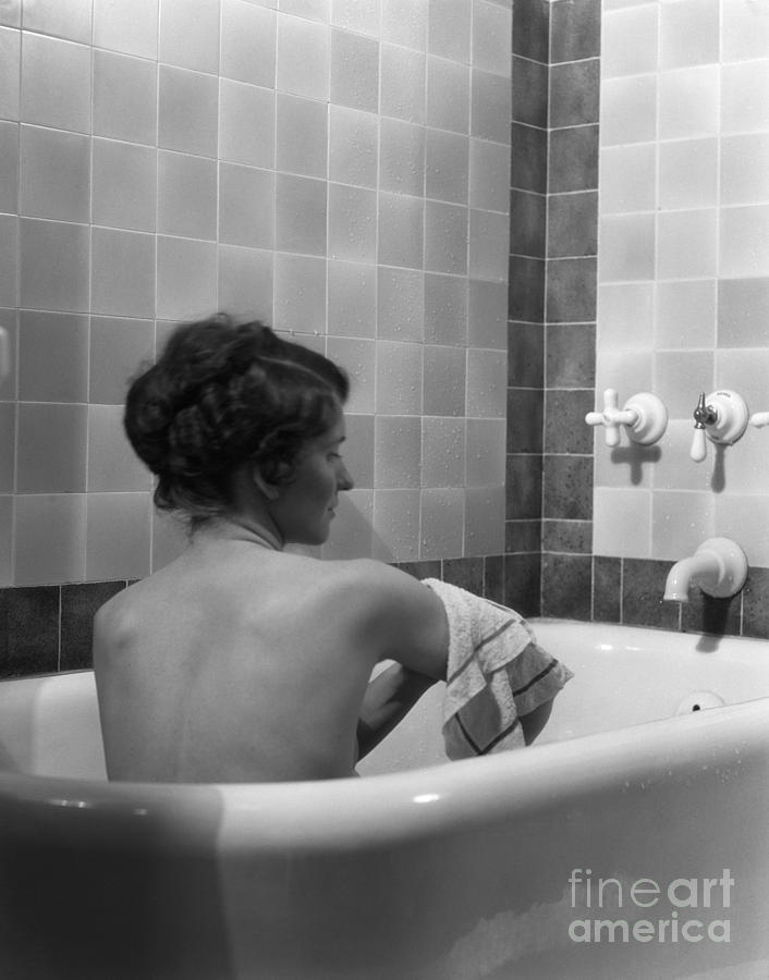 Young Woman Bathing, C.1920-30s Photograph by H. Armstrong Roberts/ClassicStock