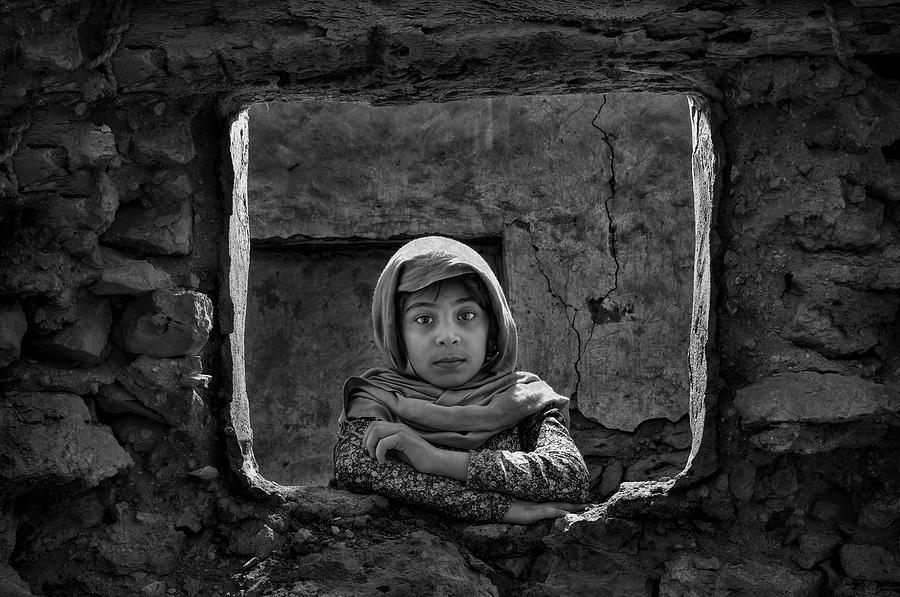 Black And White Photograph - Zainab by Saeed Dhahi