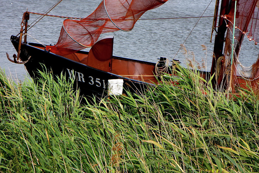 Zuiderzee Boat Photograph by KG Thienemann
