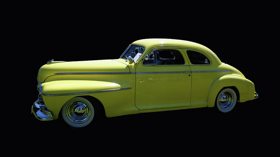 1941 Oldsmobile 66 21c Photograph by Cathy Anderson
