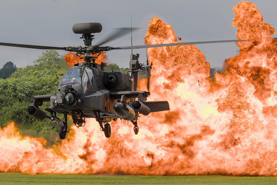 A British Army Wah-64d Apache #1 Photograph by Rob Edgcumbe