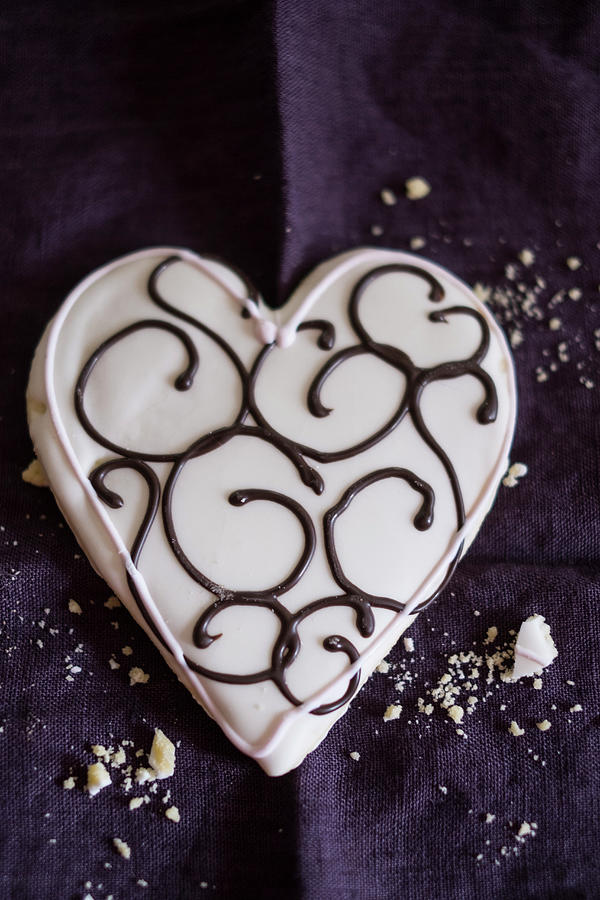 A Heart-shaped Biscuit With Icing #1 Photograph by Eising Studio
