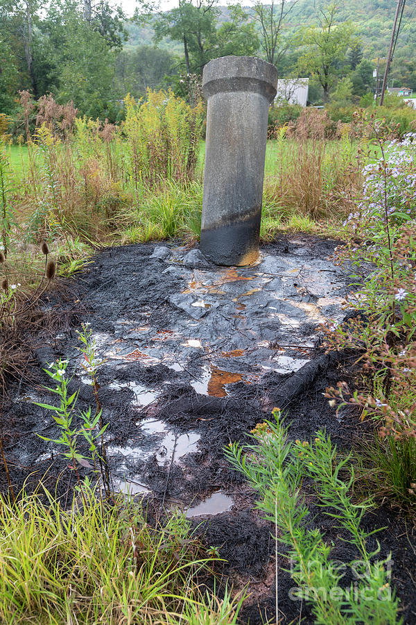 Abandoned And Leaking Oil Well Photograph By Jim West/science Photo ...