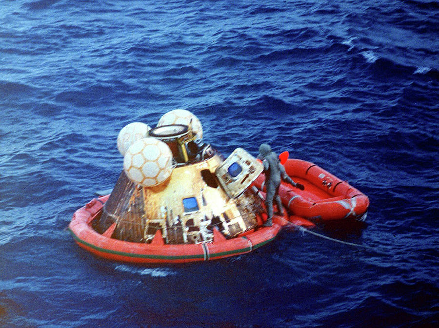 Apollo 11 Recovery, 1969 #1 Photograph by Science Source