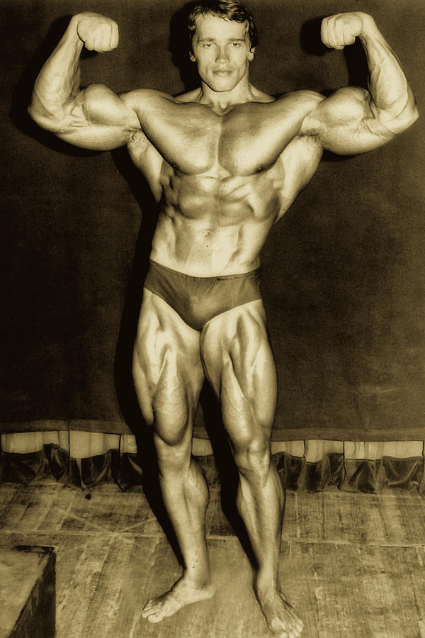 Arnold Schwarzenegger Photograph - Arnold Schwarzenegger - Mr Olympia 1974 #1 by Mountain Dreams