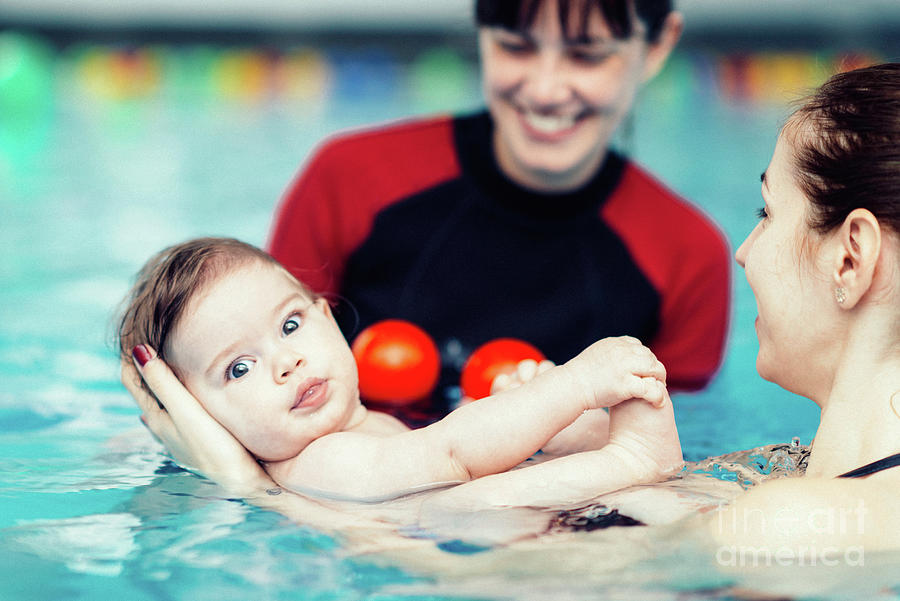 Baby In Swimming Pool Photograph by Microgen Images/science Photo