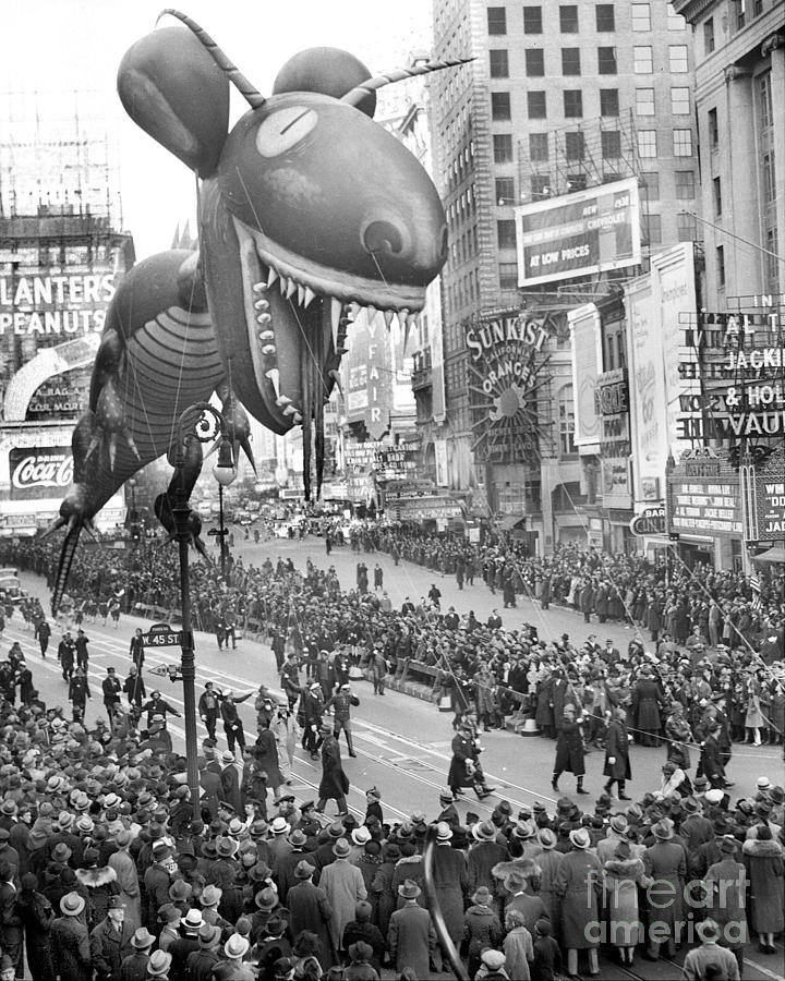 Balloons Float Down Broadway In #1 Photograph by New York Daily News Archive