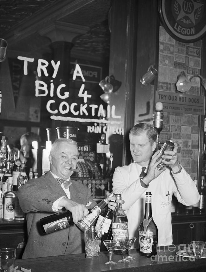 Bartenders Mixing Drinks Photograph by Bettmann